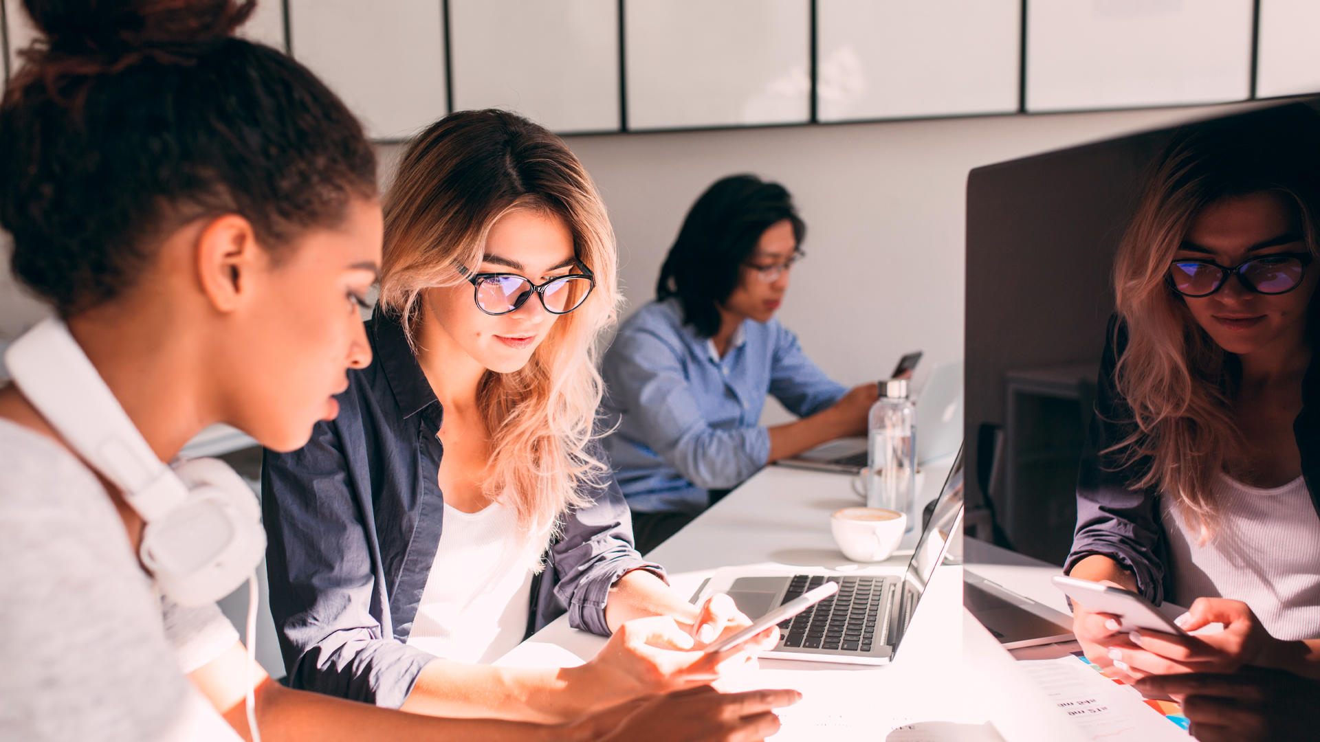 El camino hacia la docencia en matemáticas: formación y habilidades esenciales.