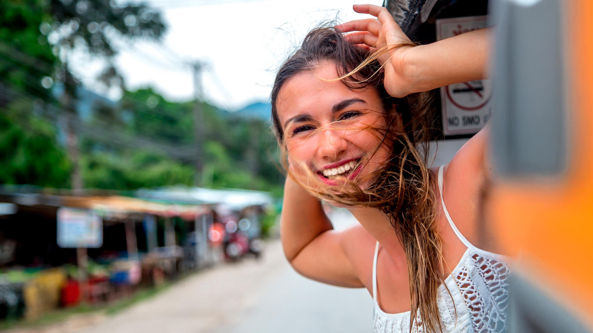 Costa Rica es un destino altamente valorado por su estabilidad política, su enfoque en la sostenibilidad y su sistema educativo de calidad.
