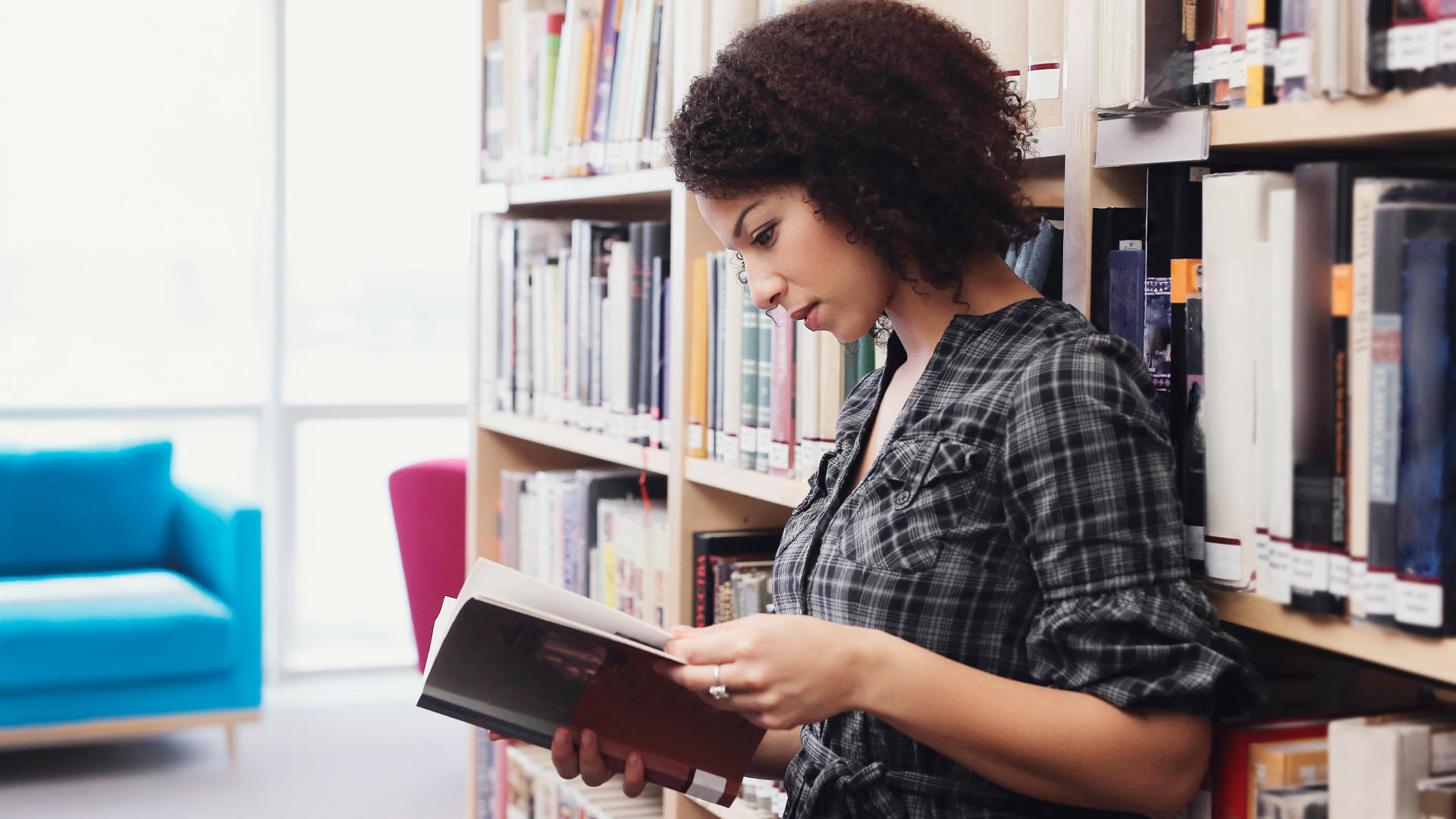 Empleo docente universitario en Costa Rica: oportunidades y desafíos.