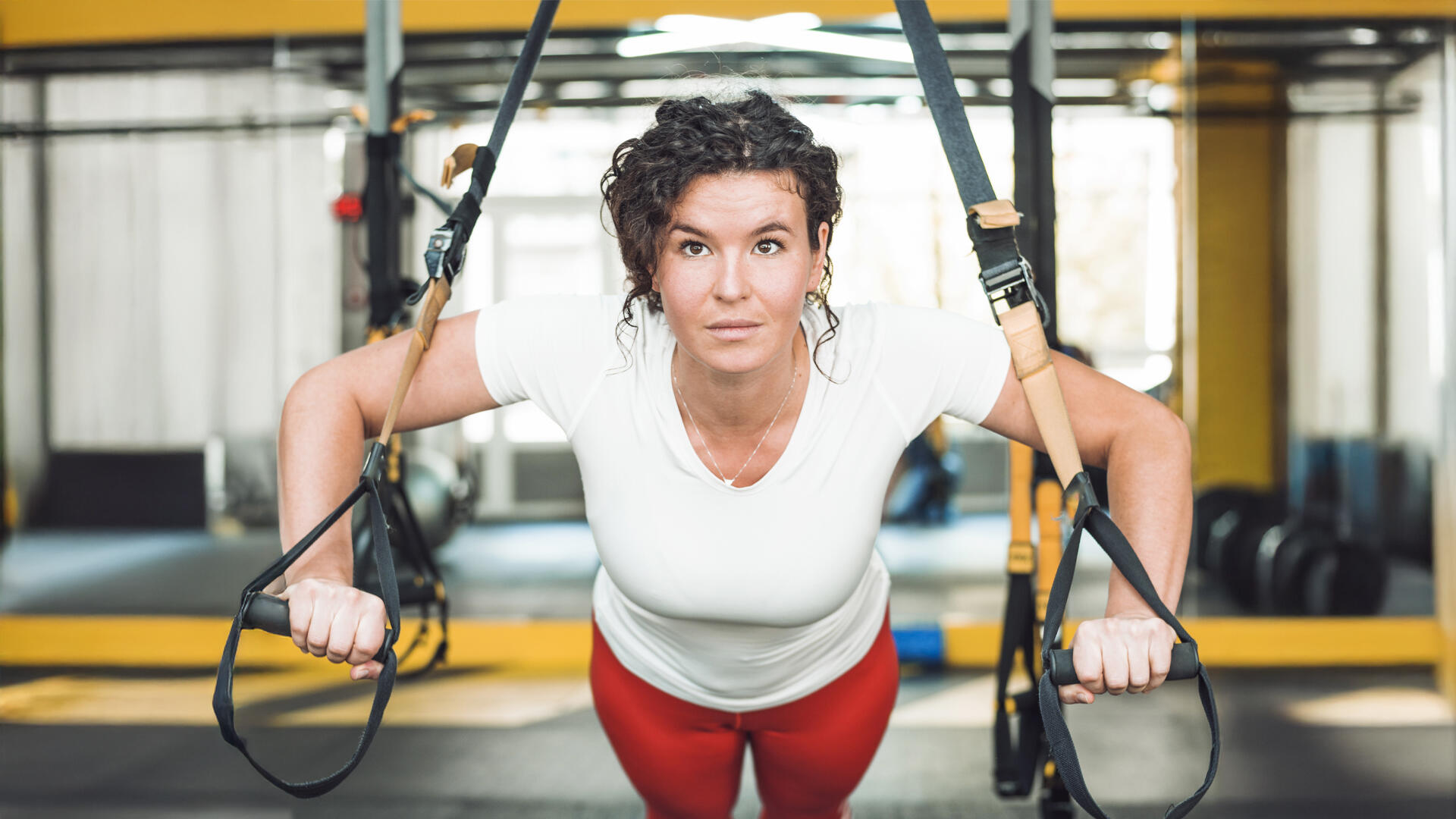 Mejora tu postura en el gym: tips y ejercicios que marcan la diferencia.