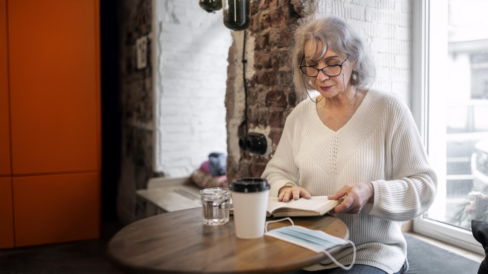 Ayudas para adultos mayores en Costa Rica: económicas y sociales.