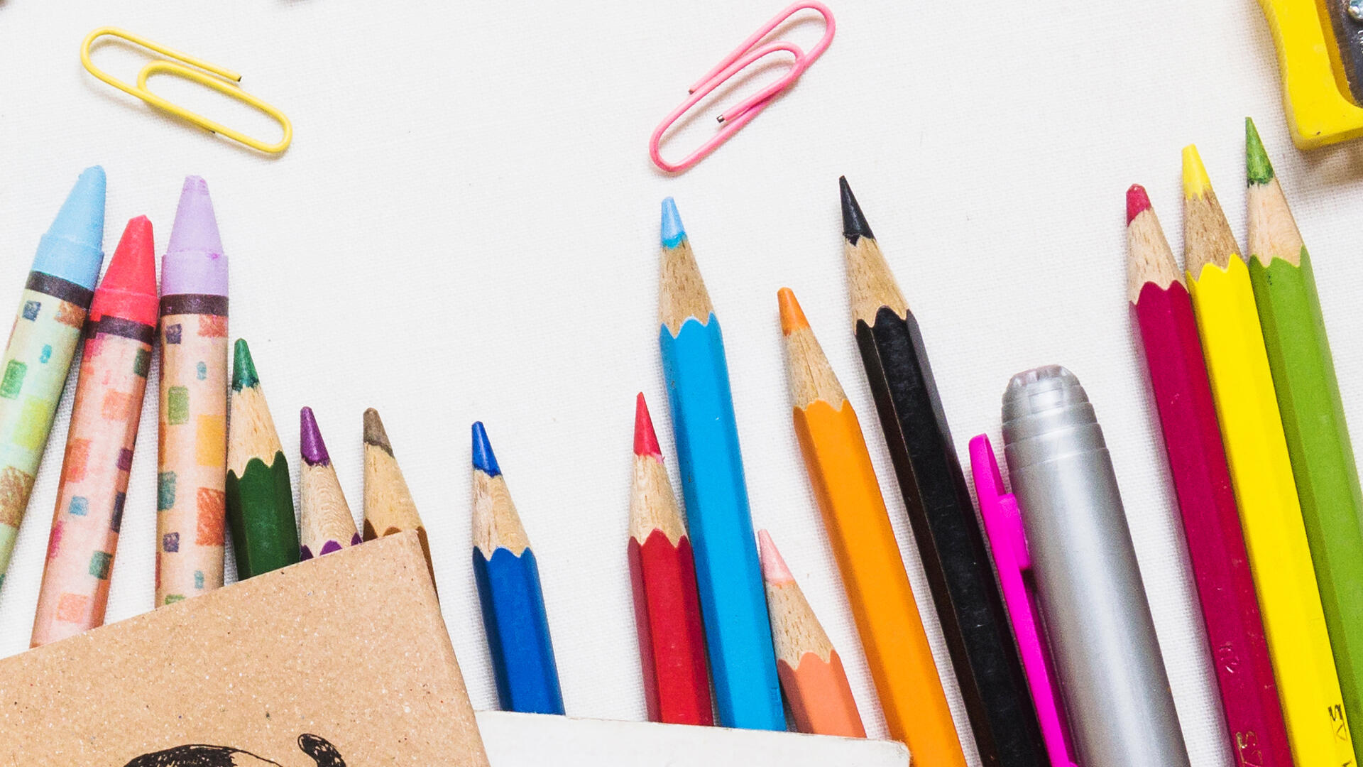 Guía completa sobre la escuela en inglés: partes, objetos y vocabulario esencial.