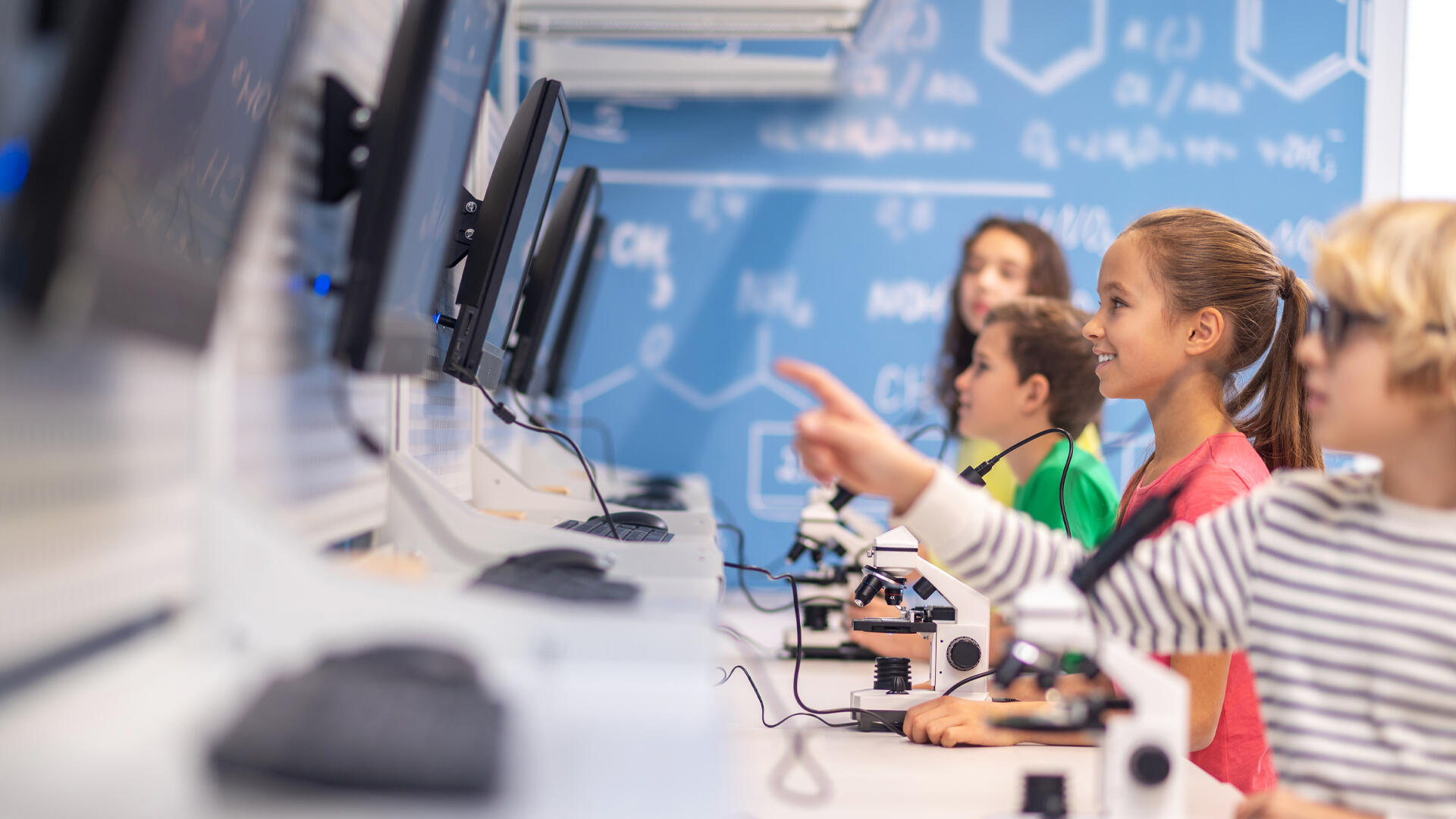 Carrera de informática: ¿en qué universidades puedes estudiarla?