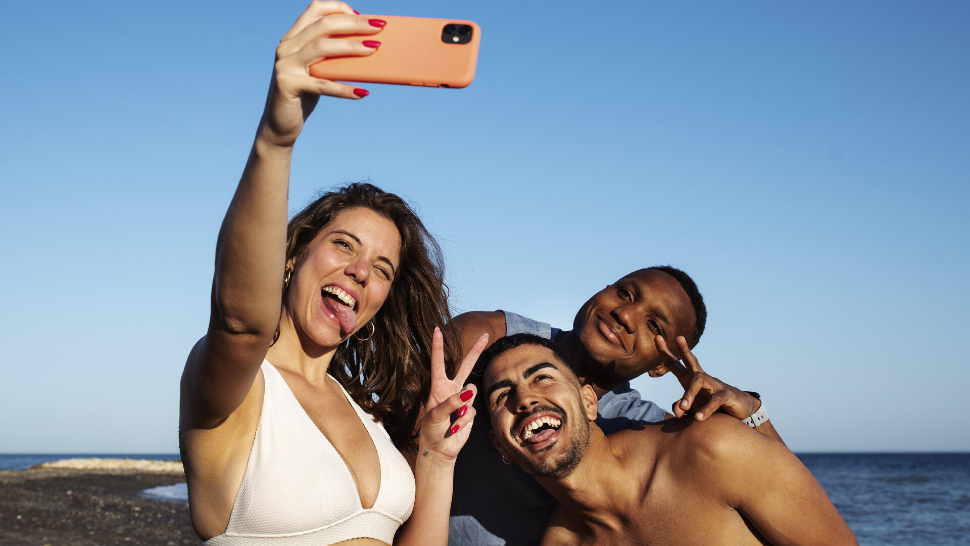 ¿Qué hace buena a la cámara de un celular?: sensores, lentes y algo más que megapíxeles.