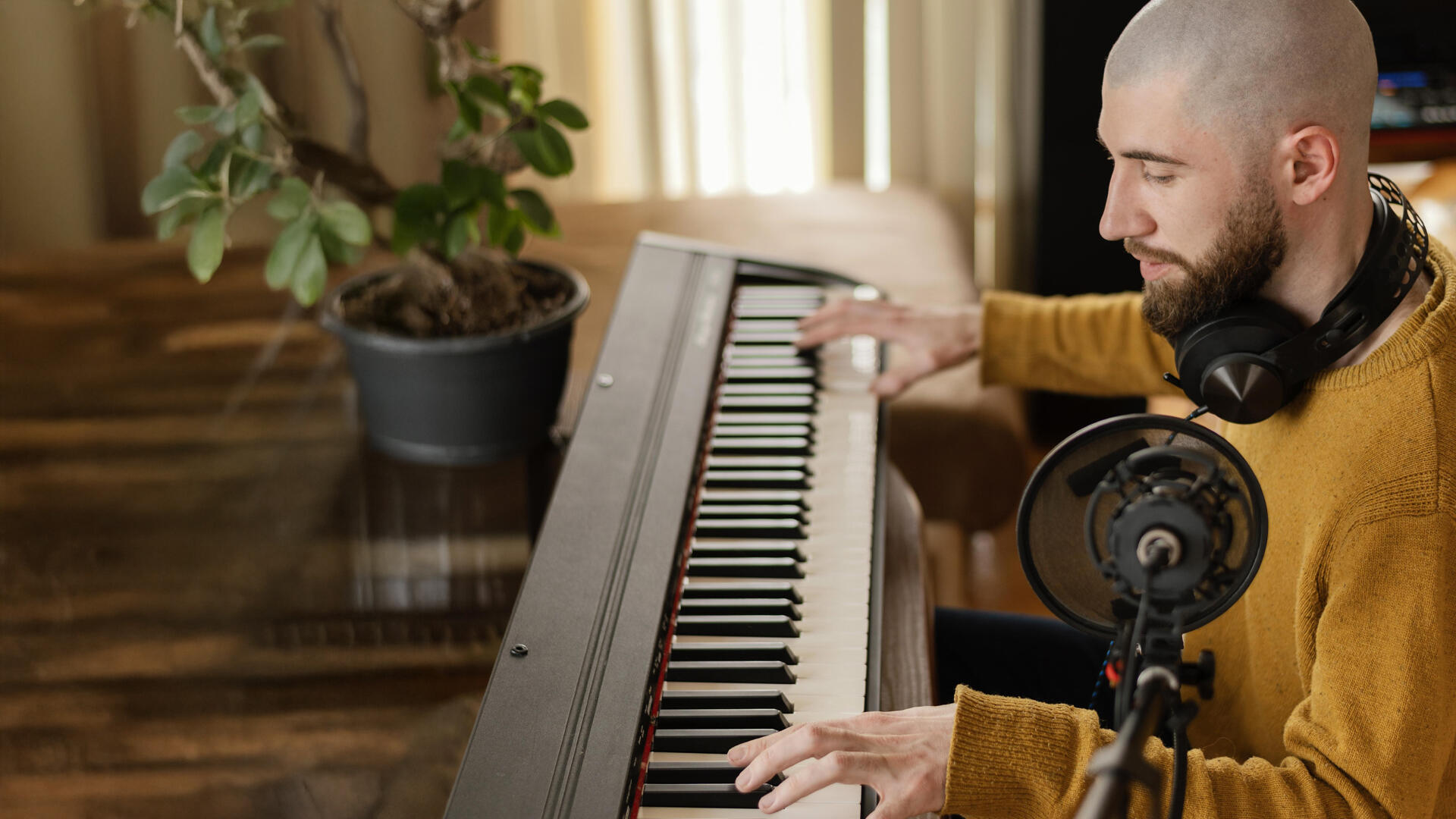 Tutoriales de piano para principiantes: recursos gratuitos y eficaces para empezar.