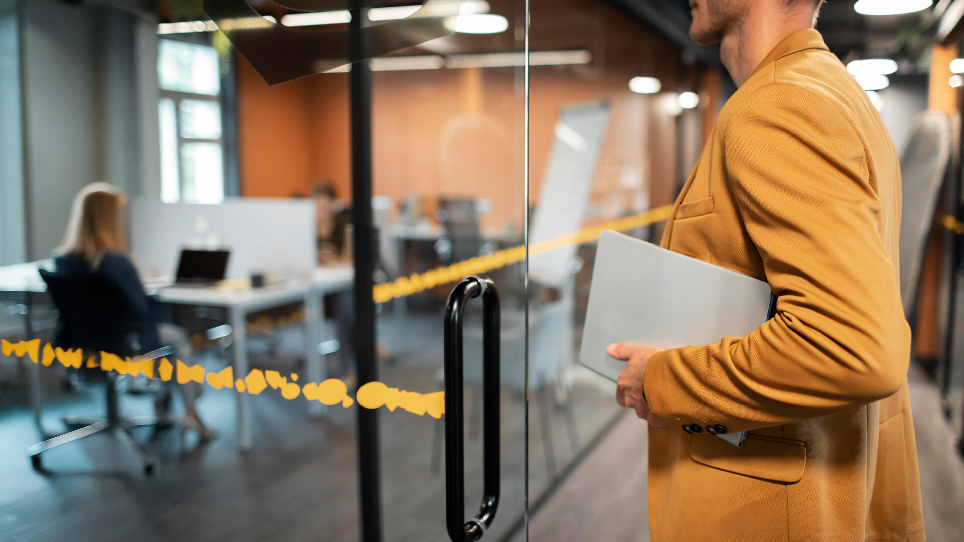 Comprendiendo el mercado laboral digital: oportunidades laborales en tecnología.