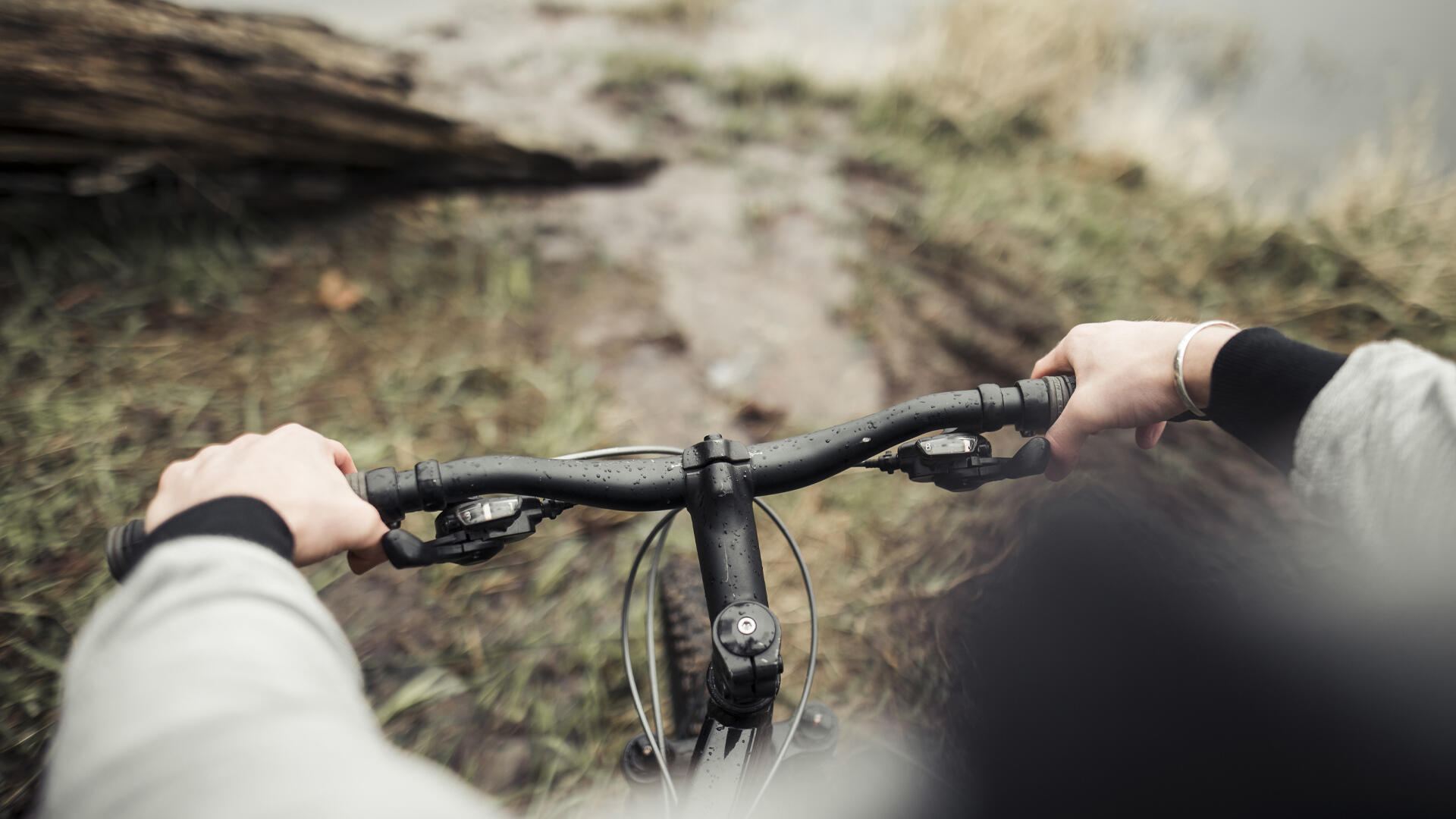 Ciclismo de montaña en Costa Rica: rutas, adrenalina y paisajes que te roban el aliento.