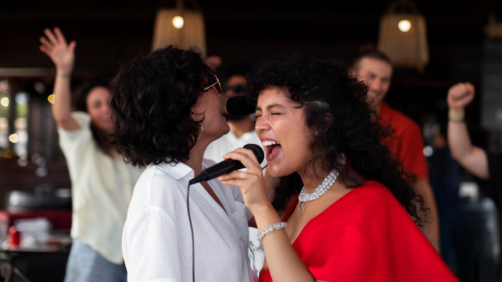Formación vocal y escuelas de música en Heredia: cómo empezar a cantar con acompañamiento profesional.