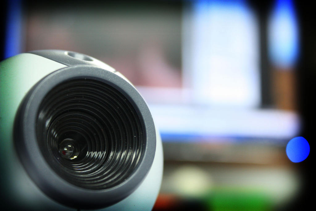 Investiere in eine gute Webcam für guten Online-Nachhilfeunterricht.
