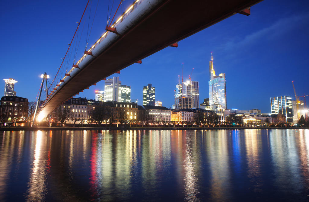 Frankfurt ist nicht nur ein Zentrum der Finanzwelt sondern besitzt auch ein breites Nachhilfeangebot.