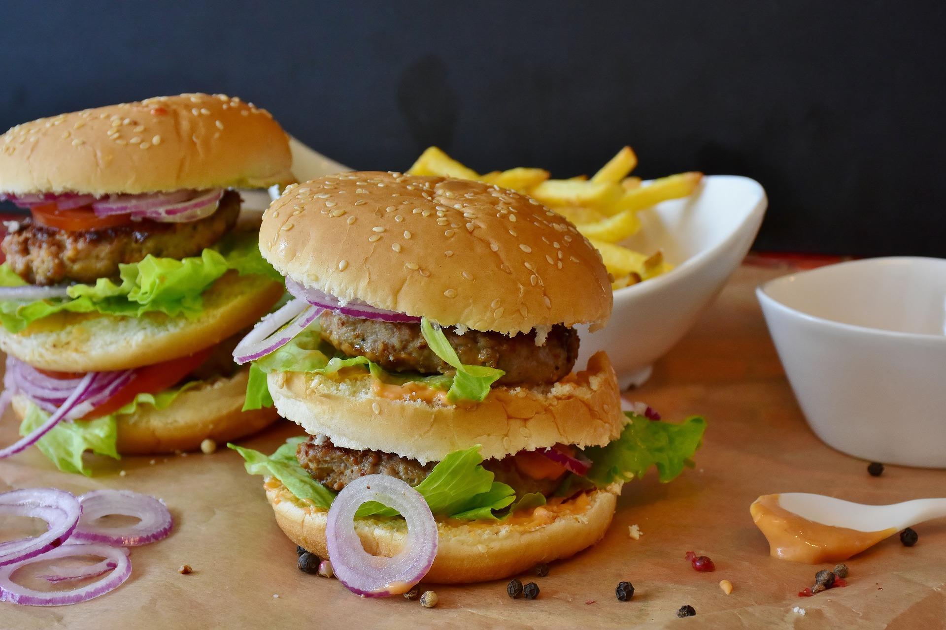 Burger, Pommes und co. sind wie Englisch nicht wegzudenken.