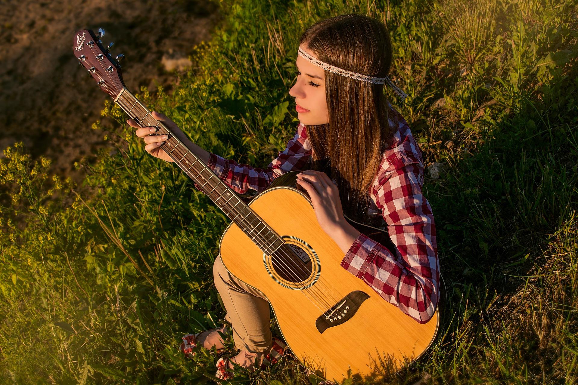 Die Gitarre ist ein tolles Instrument und es gibt viele Gründe, es zu erlernen