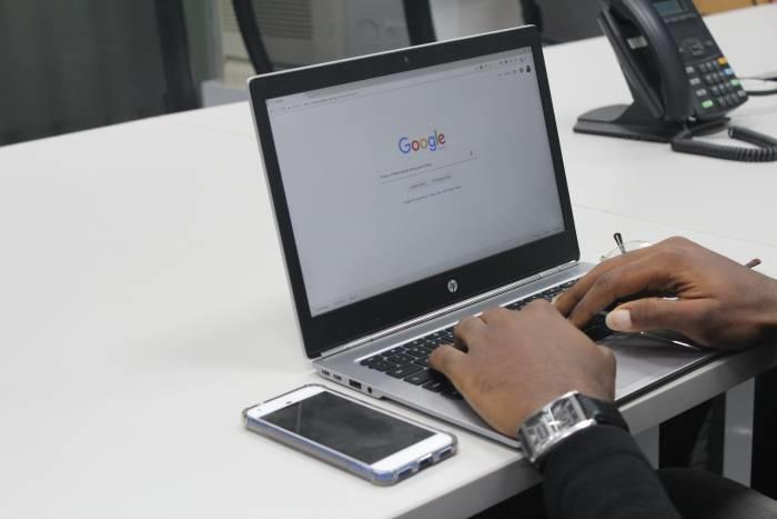 Online-Gitarrenkurse im Internet finden