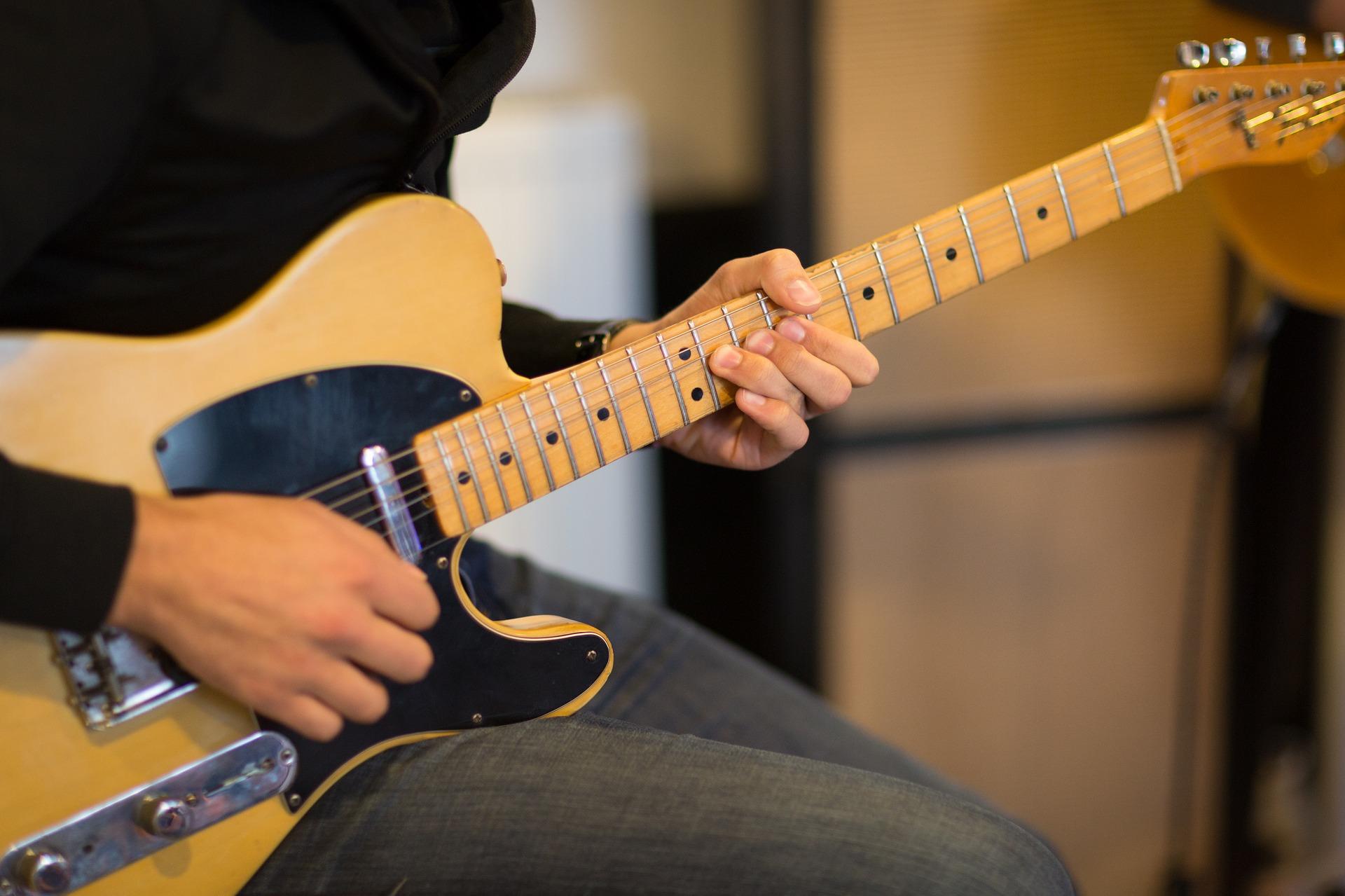 Auf dem Weg zum Gitarrenstar müsst Ihr viele Grundtechniken erlernen