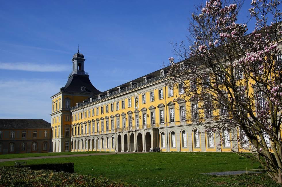 Für Uni-Klausuren im naturwissenschaftlichen Bereich empfiehlt sich ein Privatlehrer