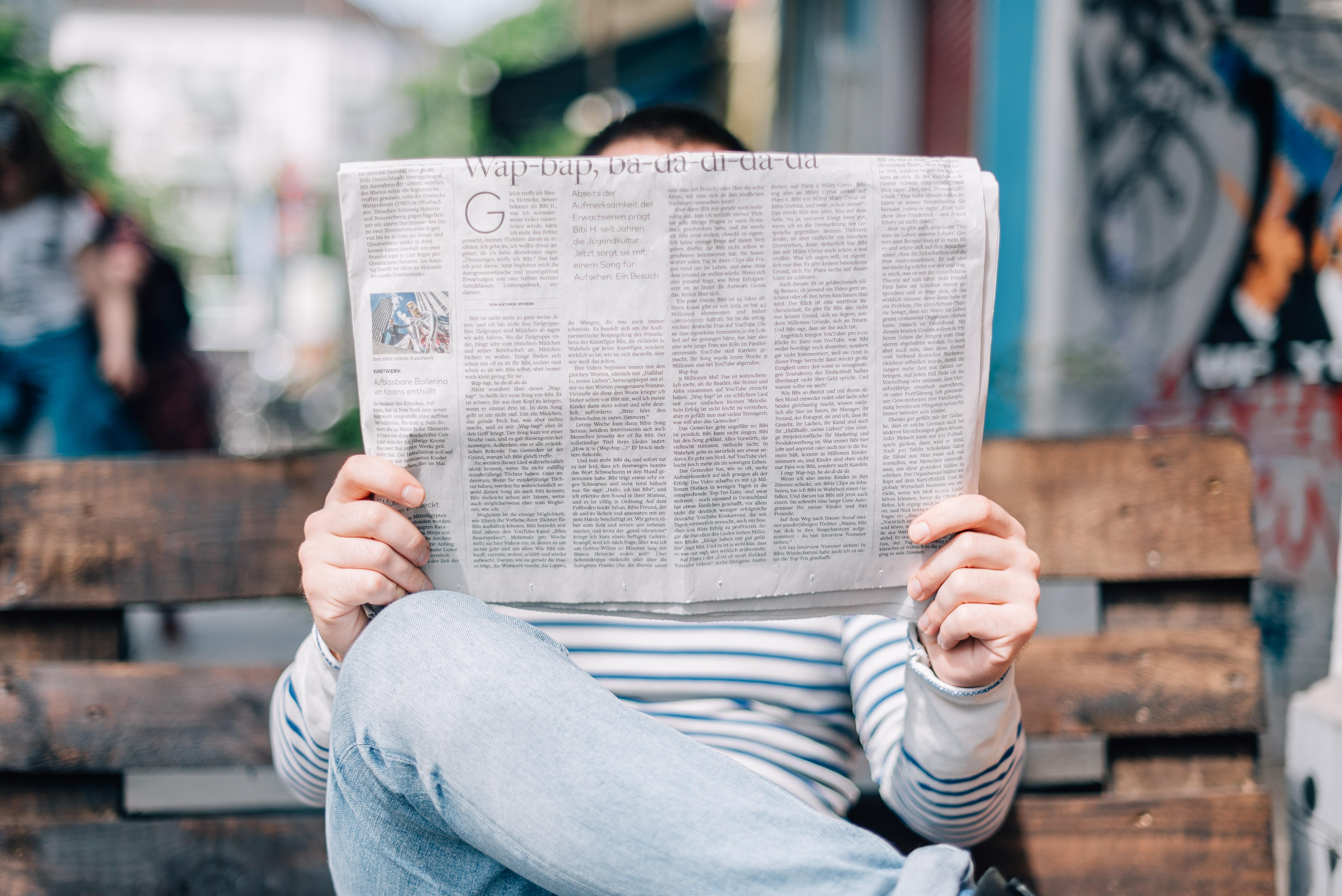 Wie wäre es mit einer Kleinanzeige für Spanischstunden in der Zeitung?