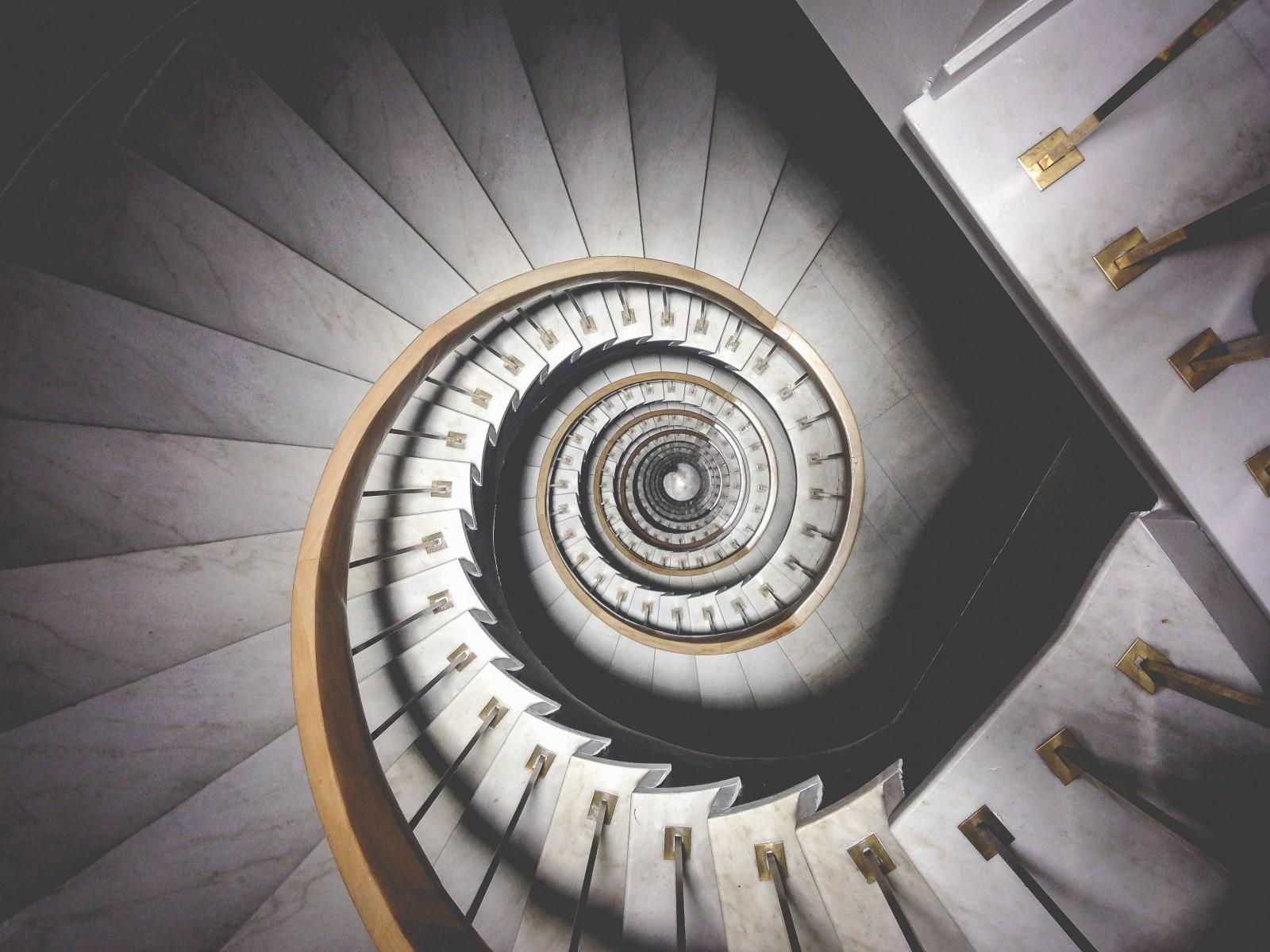 Treppe oder doch lieber Aufzug?