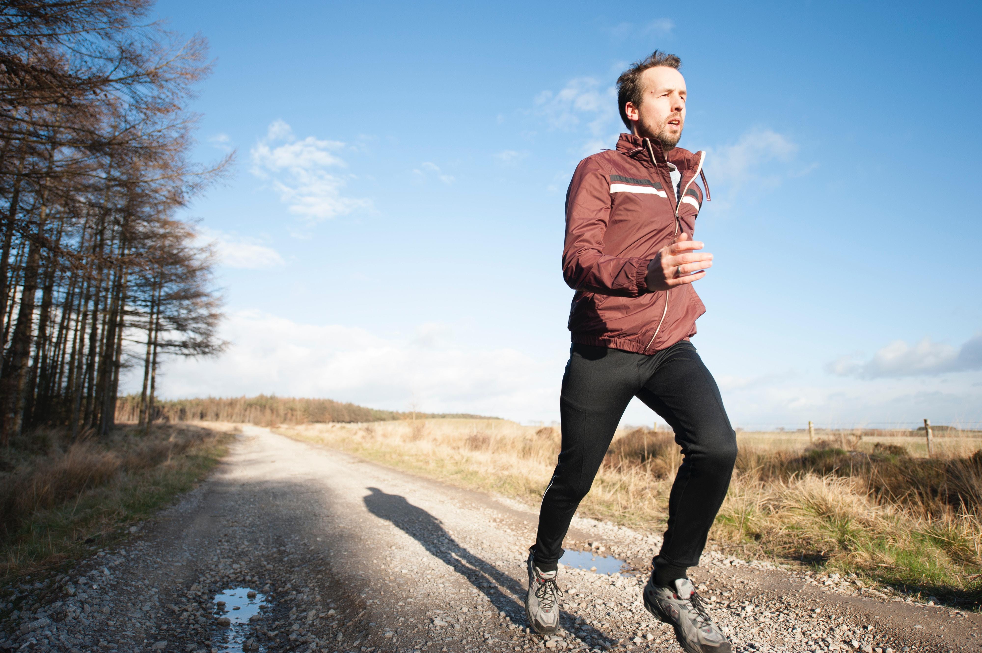 Joggen in der Natur ist nicht nur gesund, es macht auch Spaß!