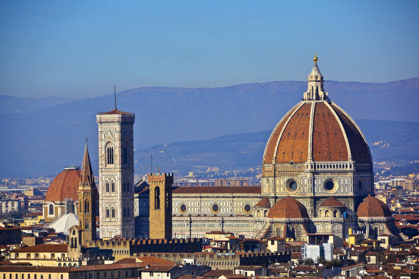 Die Stadt Florenz hat die Welt mit Schönheit reich beschenkt.