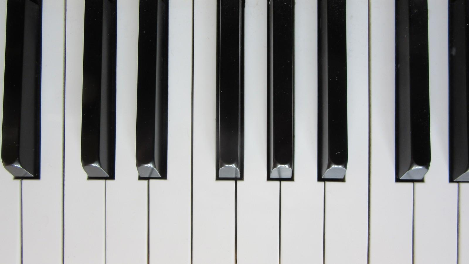 Du willst Klavier spielen?