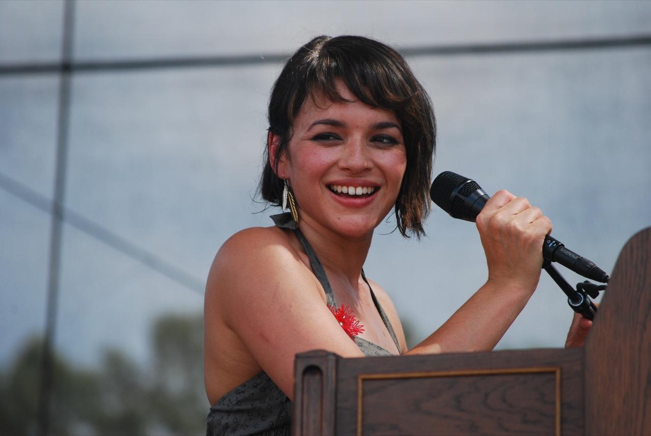 Norah Jone's sanfte Stimme verzaubert genauso wie ihr Klavierspiel.