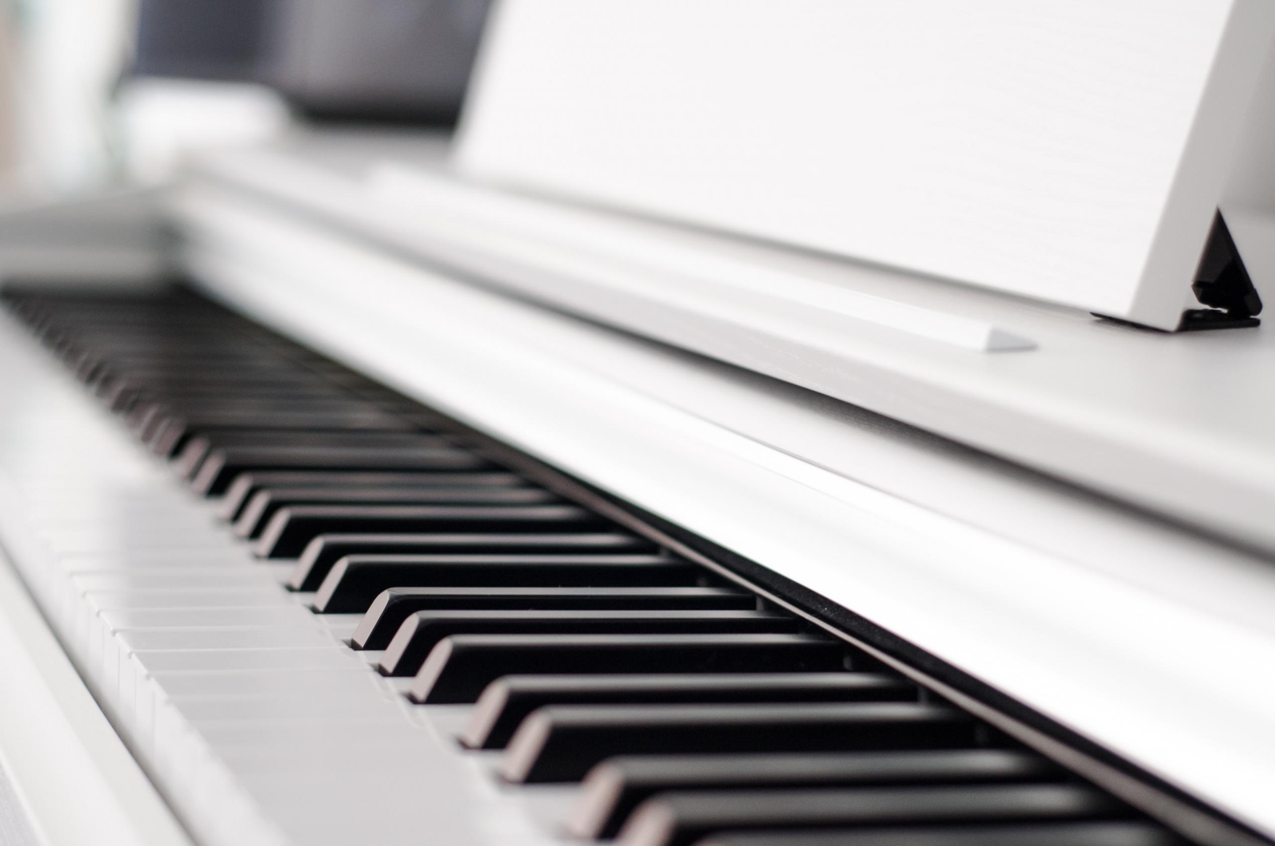 Online Klavier spielen lernen, wie geht das?
