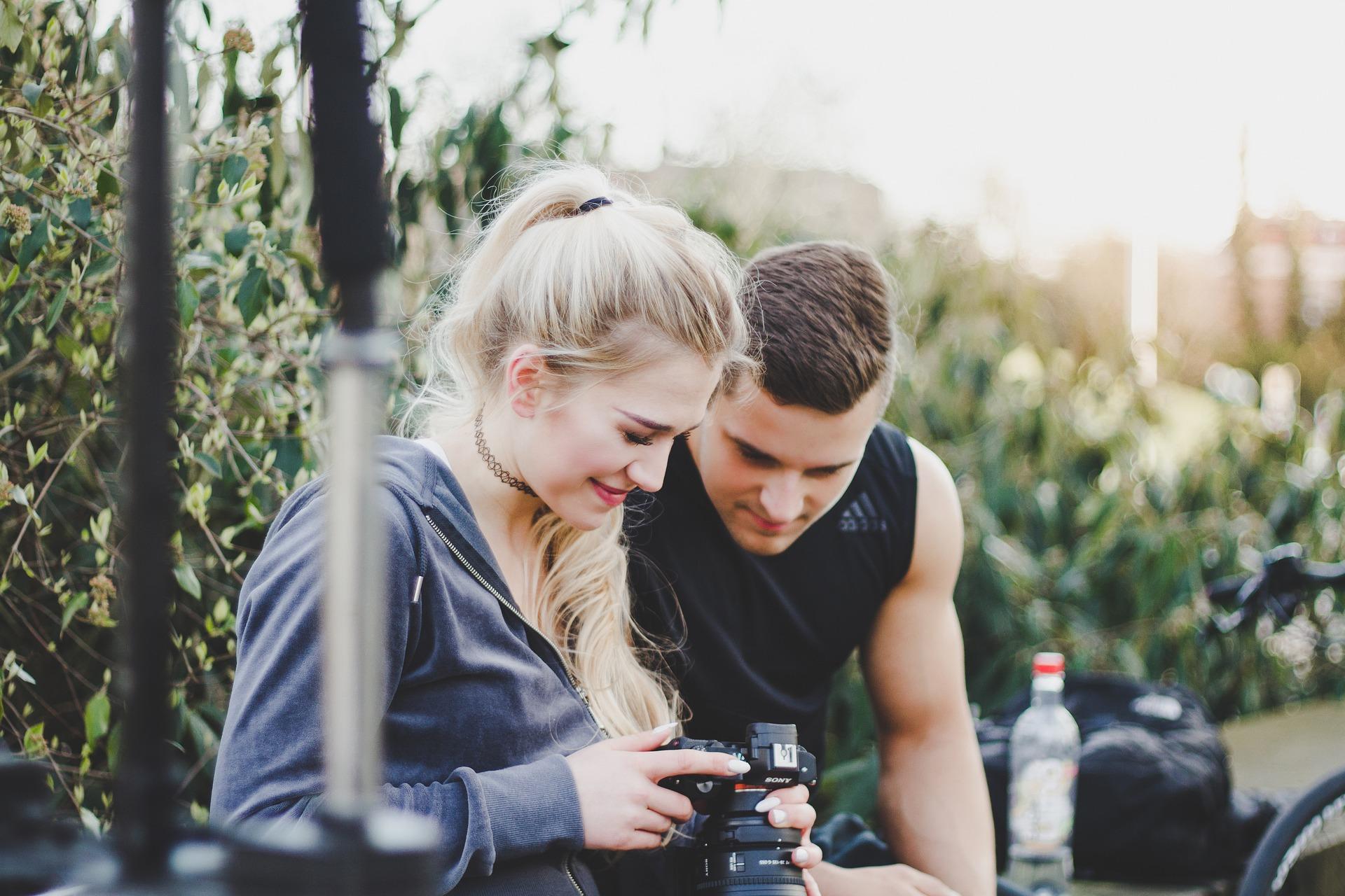 Zu zweit macht Fotografieren mehr Spaß.