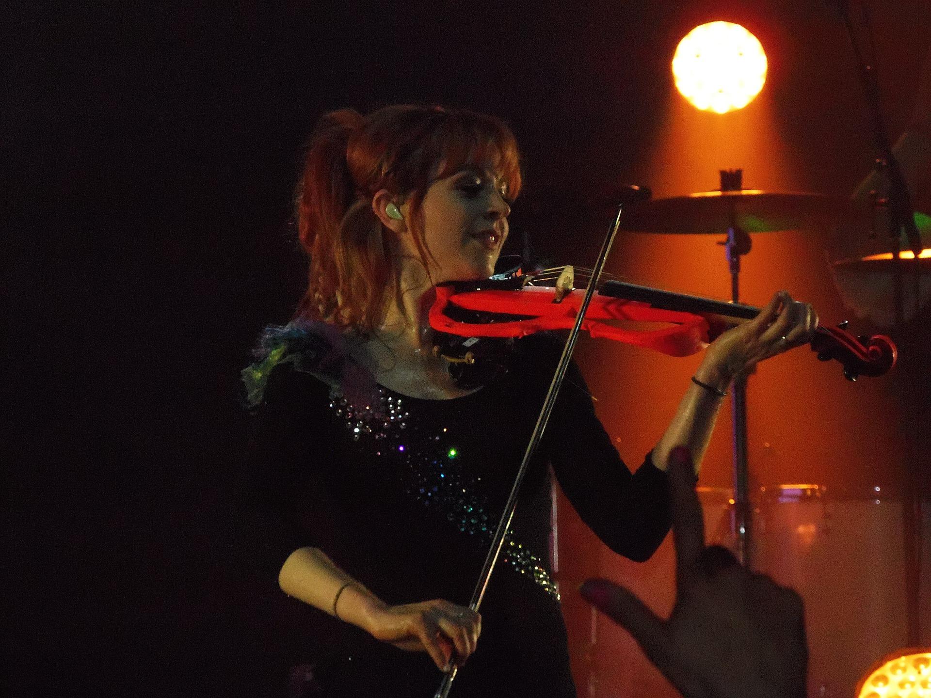 Rock trifft Geige: Lindsey Stirling.