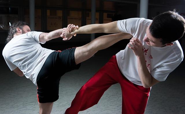 Man sollte trotz des Helmes nich den kompletten Boxring sehen können.
