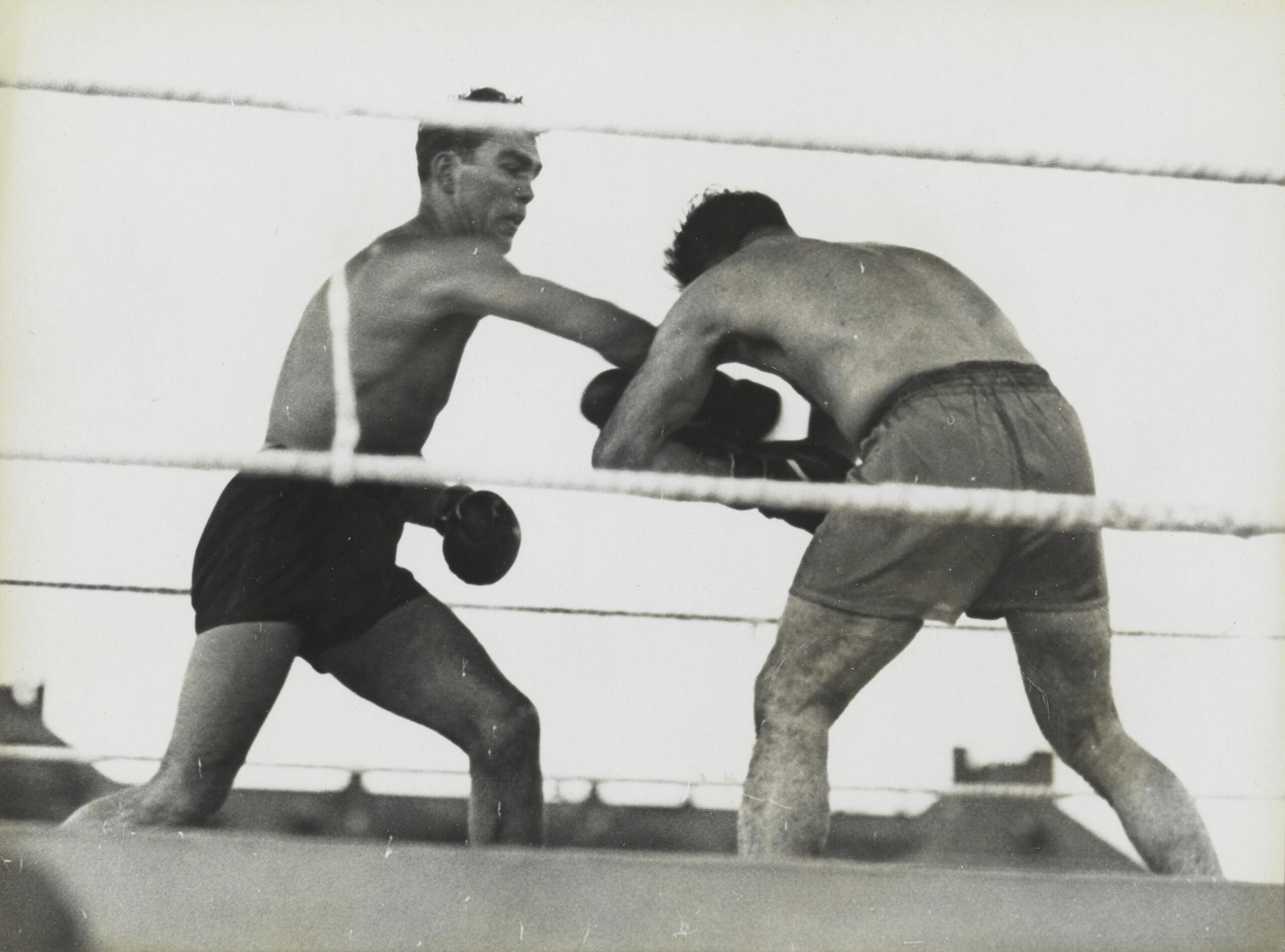 Robert Sennecke VS Max Schmeling.
