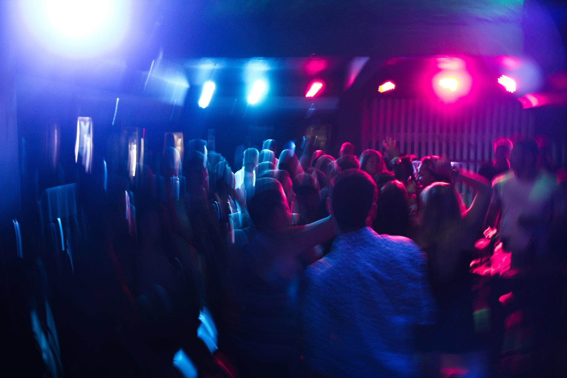 Wie geh ich im Club ab?