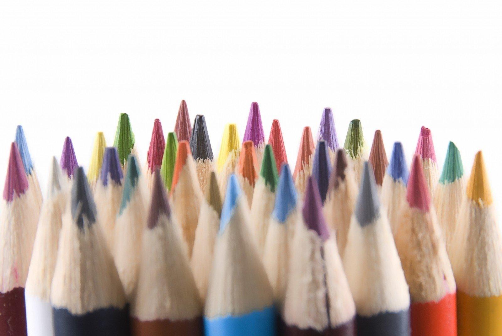 Ein guter Zeichenlehrer macht Euch mit verschiedenen Techniken vertraut!