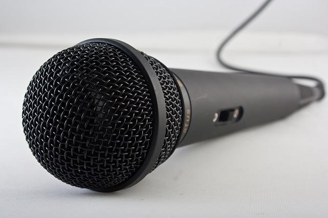 Was brauche ich für Karaoke?