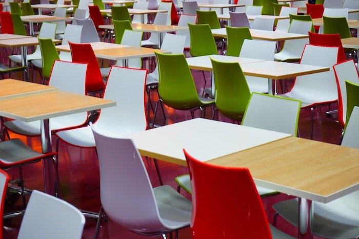 Ernährungswissenschaftler Ausbildung an der Universität oder mit einem anerkannten Ausbildungsprogramm.