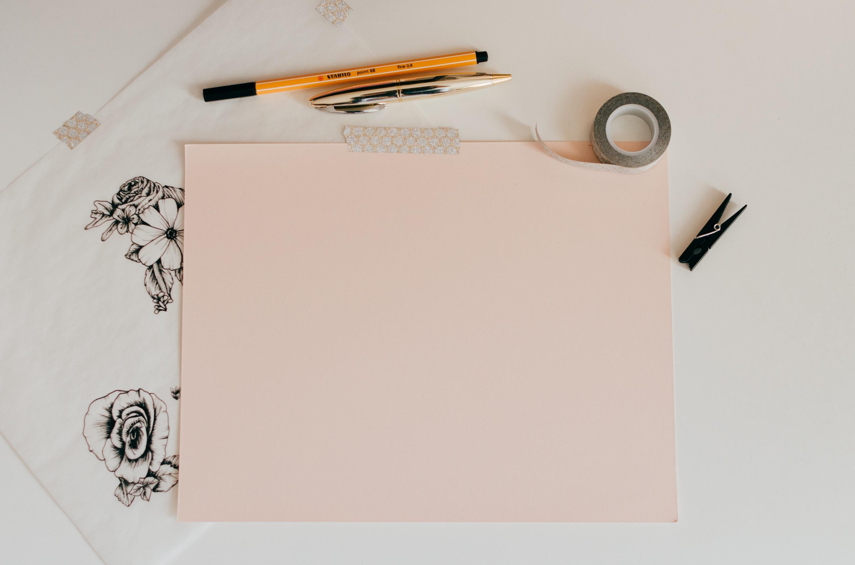 Papier-Stift-Kugelschreiber