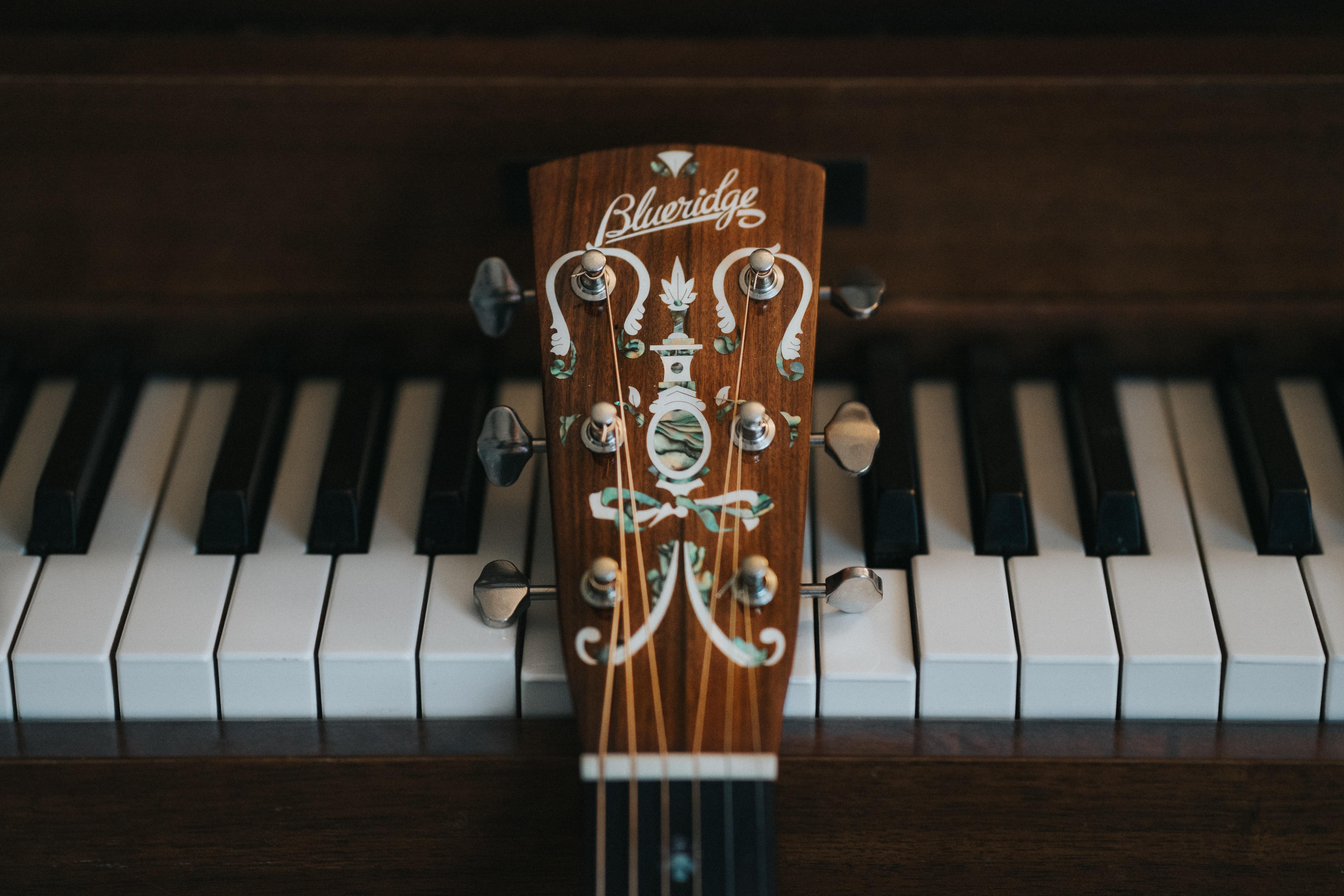 Das Klavier ist vielseitig, es verbindet sich hervorragend mit anderen Instrumenten.