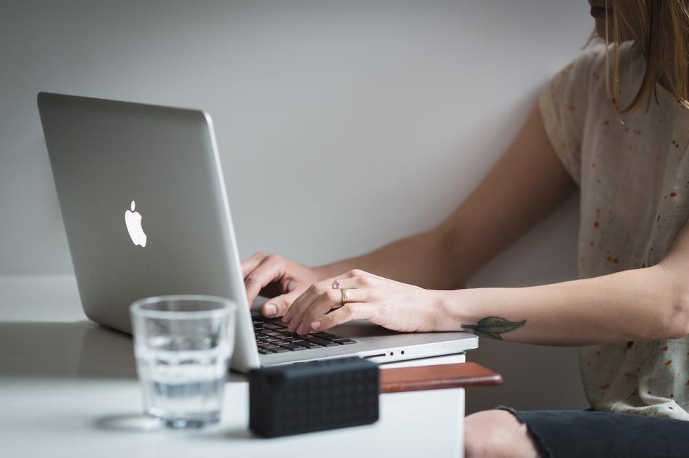 Möchtest Du lernen, mit einem Macbook umzugehen?