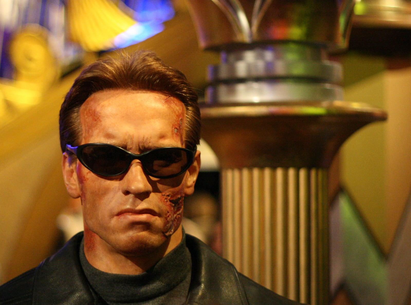 Es gibt einen Bodybuilder, der in vielen großen Filmen zu sehen ist.