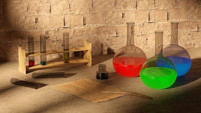 Aufregende Experimente für Kinder können ihre Neugier für die Naturwissenschaften wecken.