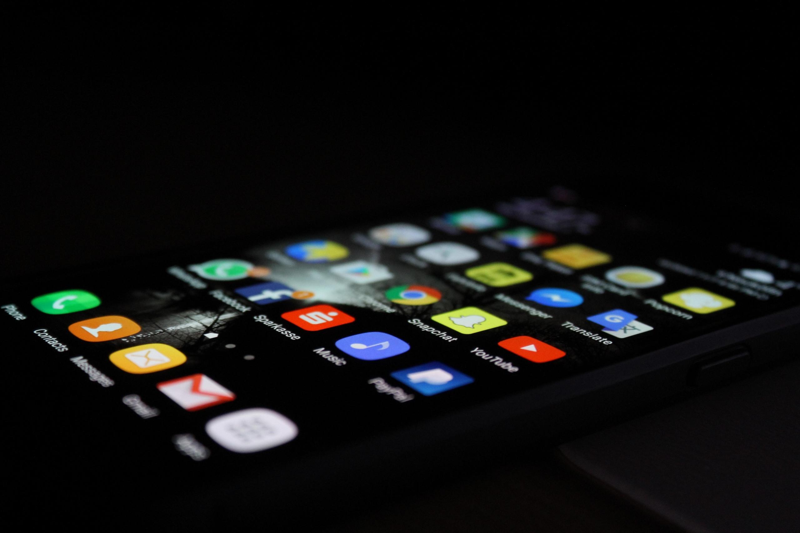 Kostenlos Deutsch üben könnt Ihr mit Apps