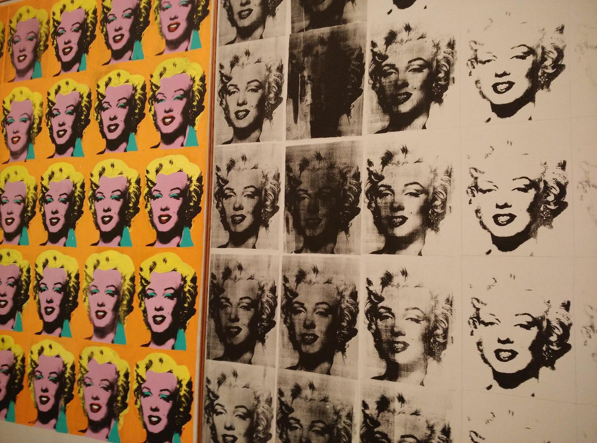 Marylin Diptych hat einen spannenden Hintergrund, den man zunächst nicht vermutet.