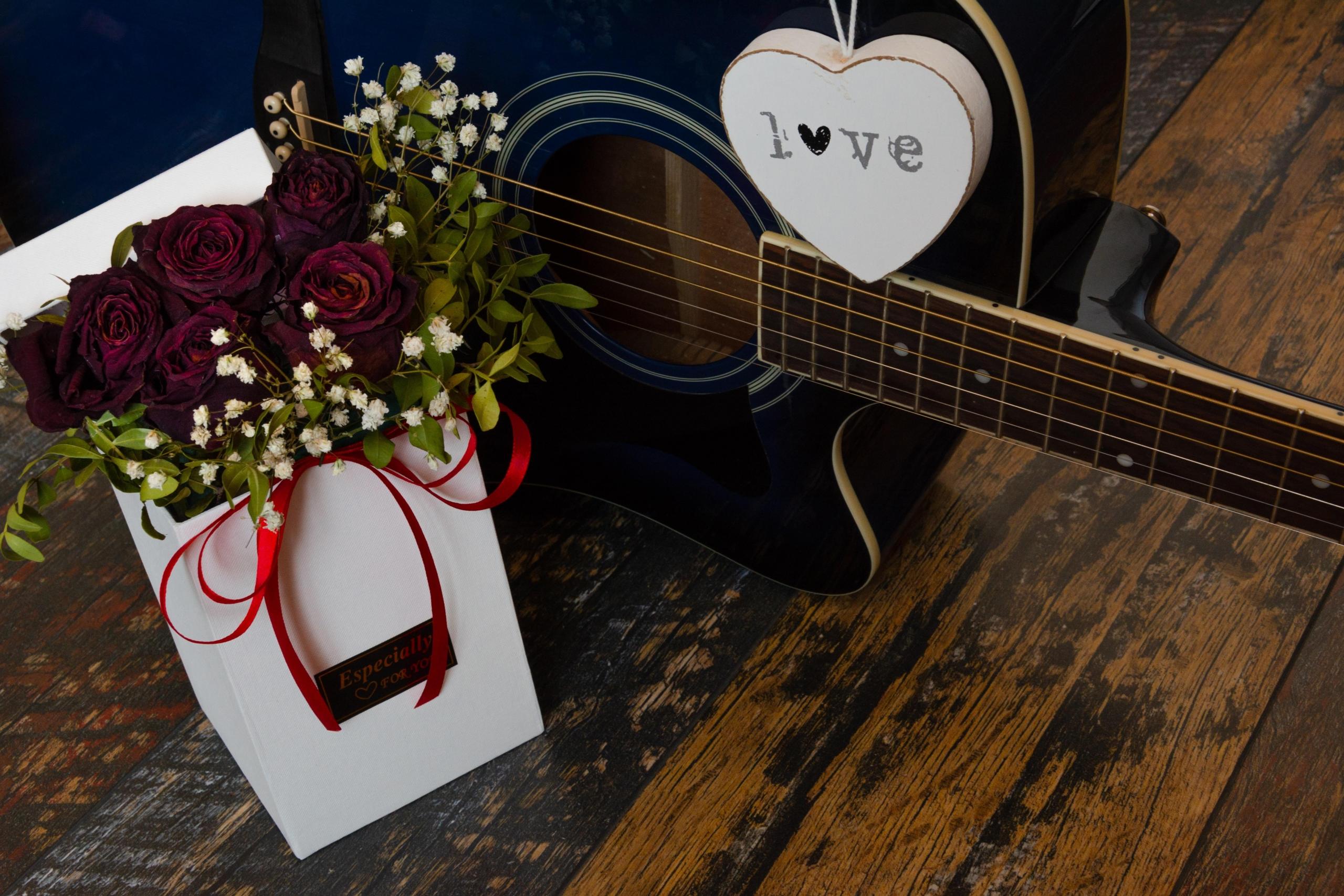 Je mehr Leidenschaft Du für die Gitarre hast, umso leichter wirst Du Dich zum üben motivieren können.
