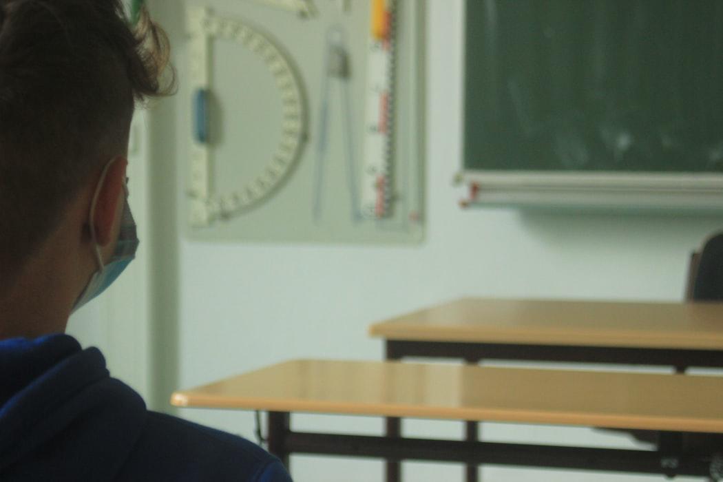 Statistik wird an der Schule, der Uni oder der FH gelehrt.