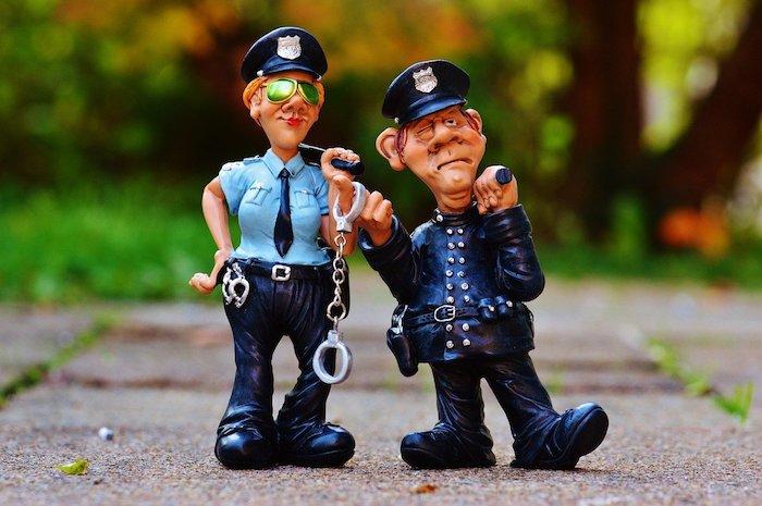 In Hessen kannst Du die Verwaltungsstation bei der Polizei absolvieren.