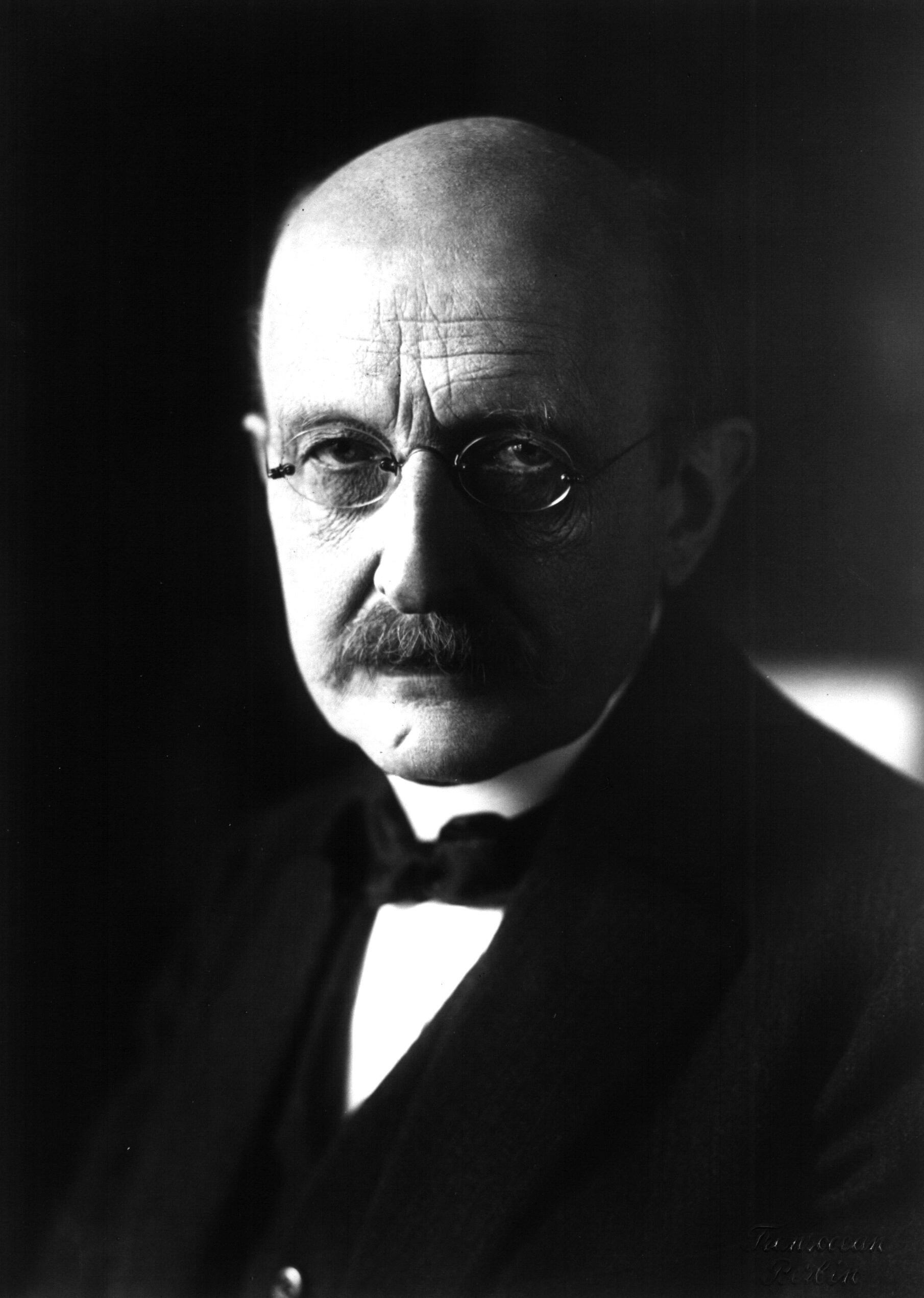 Ein Schwarz weiß Portrait von Max Planck.