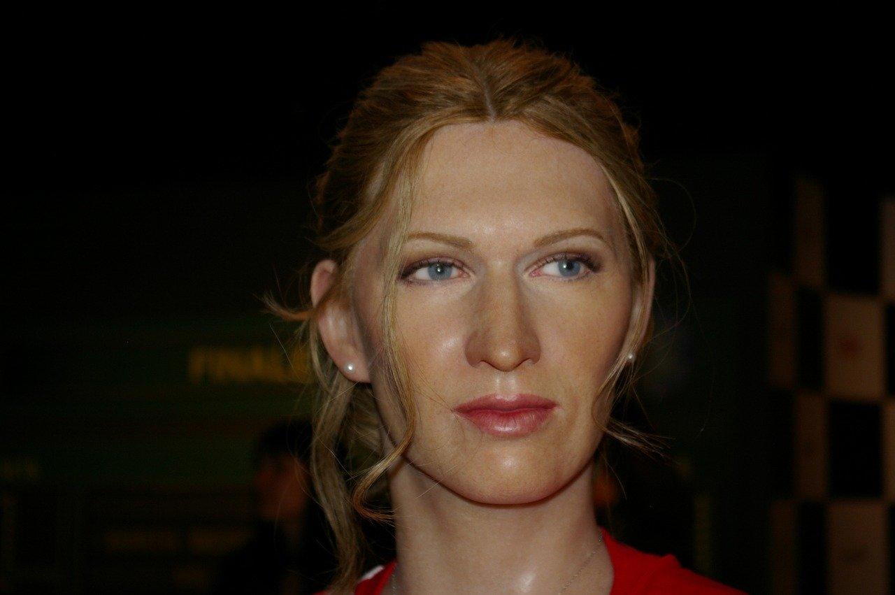 Nahaufnahme der Wachsfigur von Tennisspielerin Steffi Graf