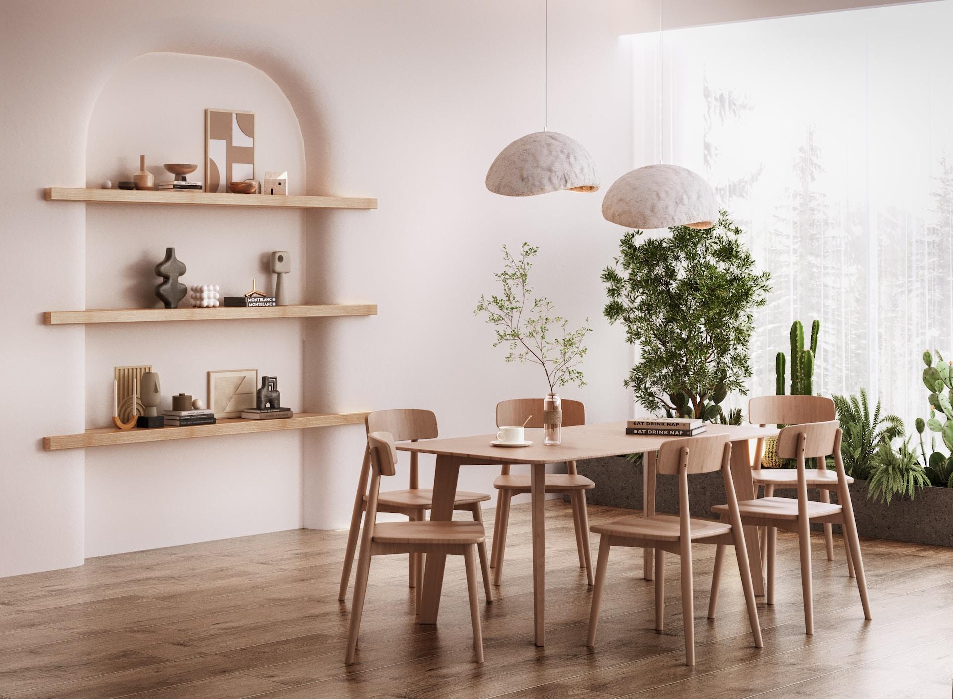 Raum mit Tisch und Stühlen in beige.