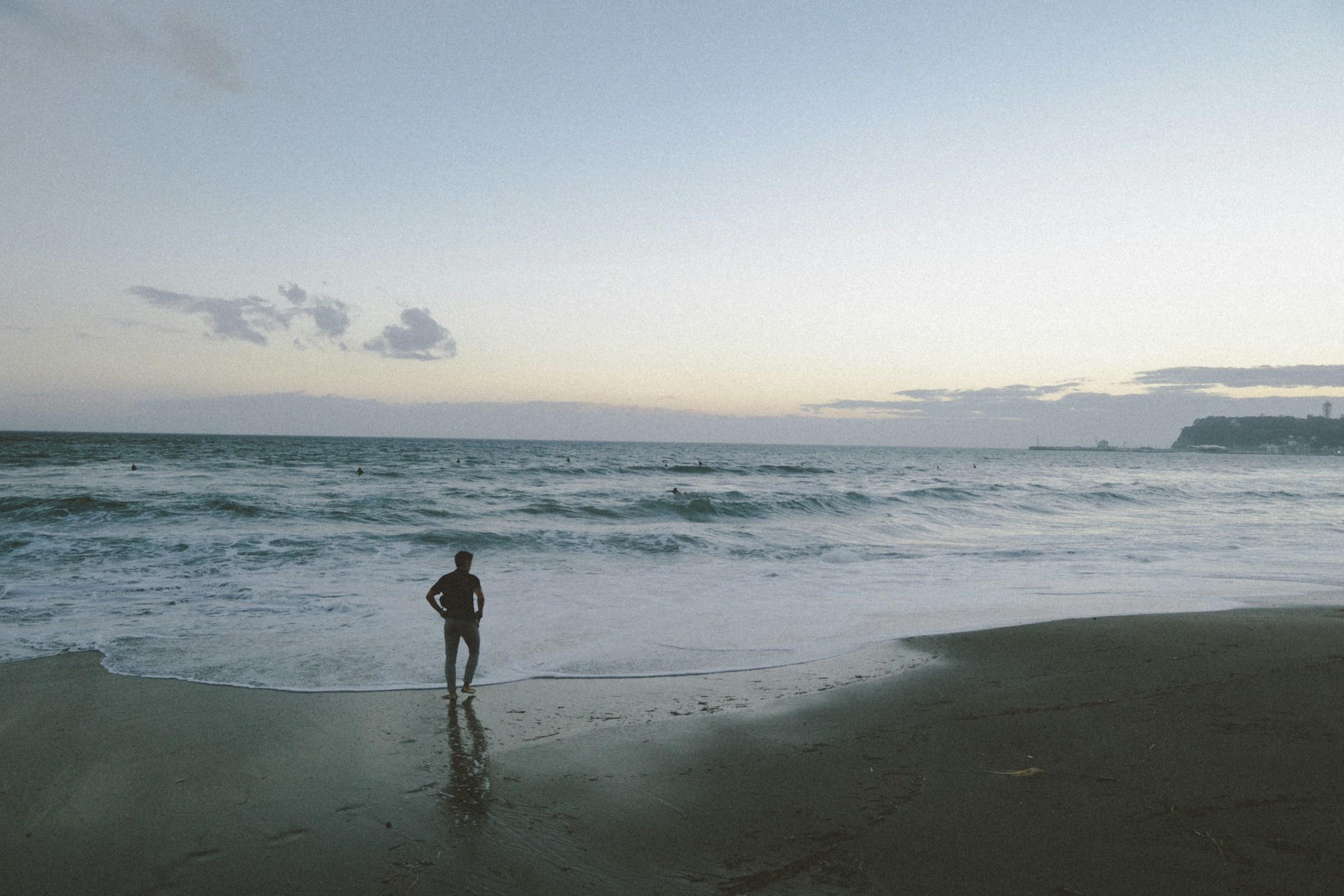 Ein Mann am Strand