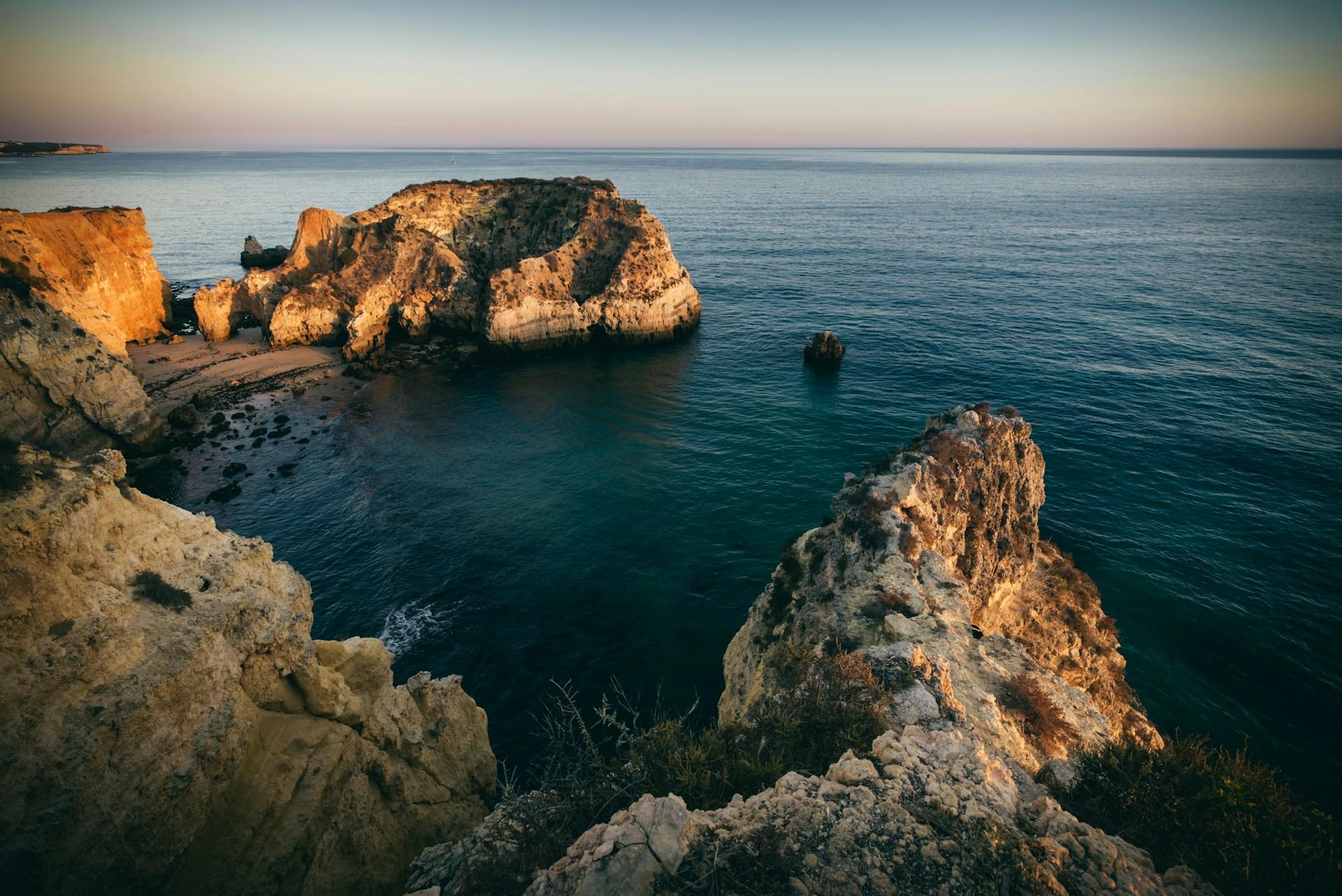 Küste der Algarve in Portugal