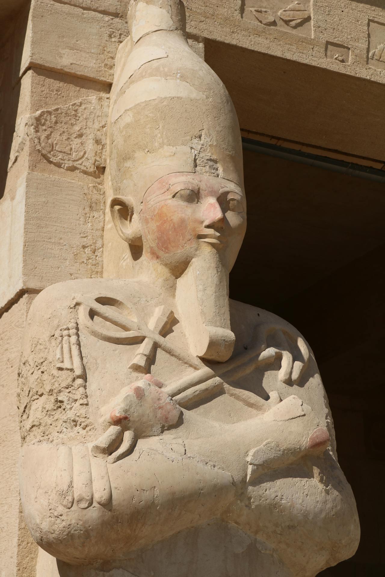 Hatschepsut Statue